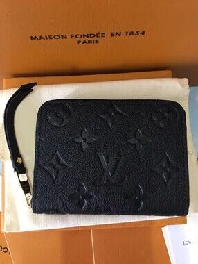 Louis Vuitton Zippy Coin Purse